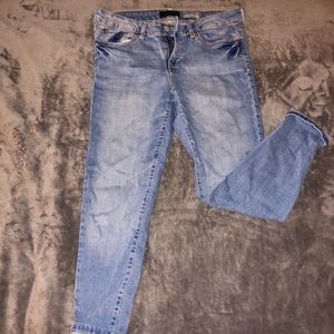 Aeropostale cropped jeans size 10